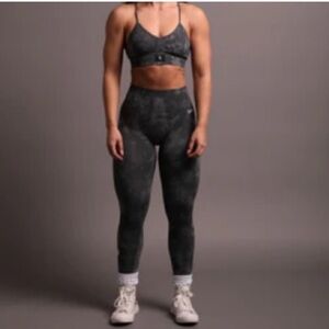 She wolf big everson seamless leggings